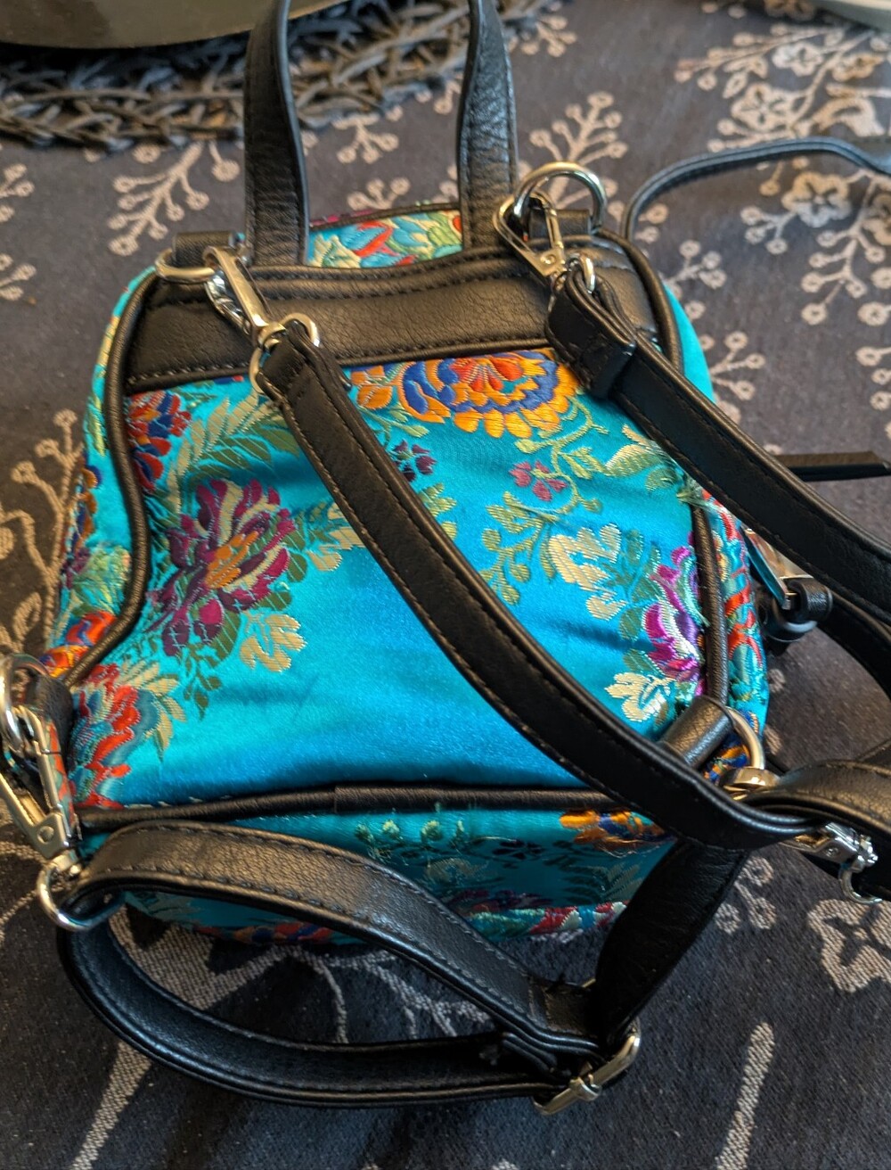Asian- Look Mini Backpack - Picture 4 of 4